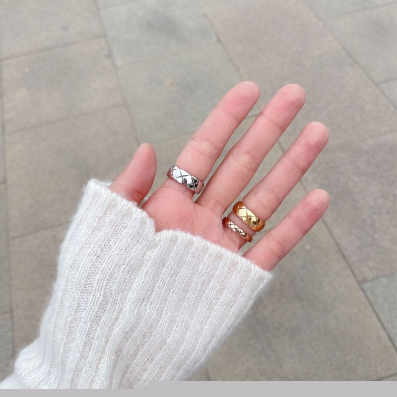 Ch*el rings